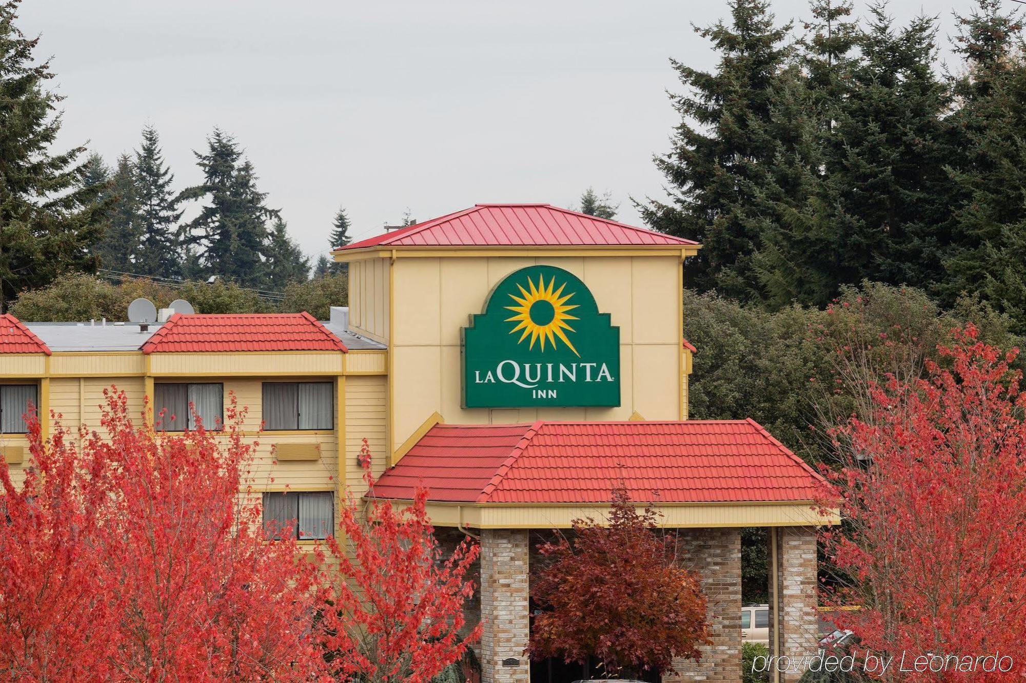 La Quinta Inn By Wyndham Евърет Екстериор снимка